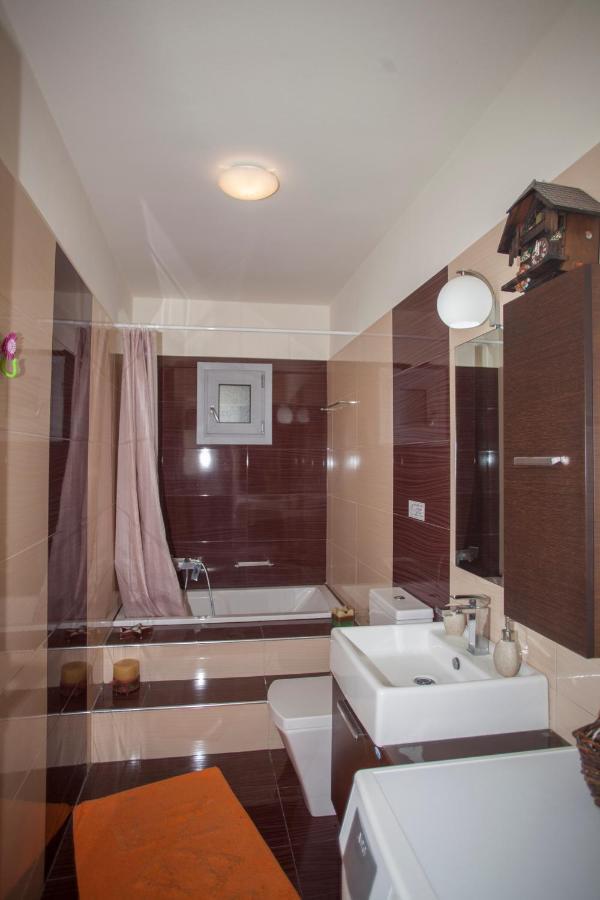 Pol And Mari House Daire Resmo Dış mekan fotoğraf
